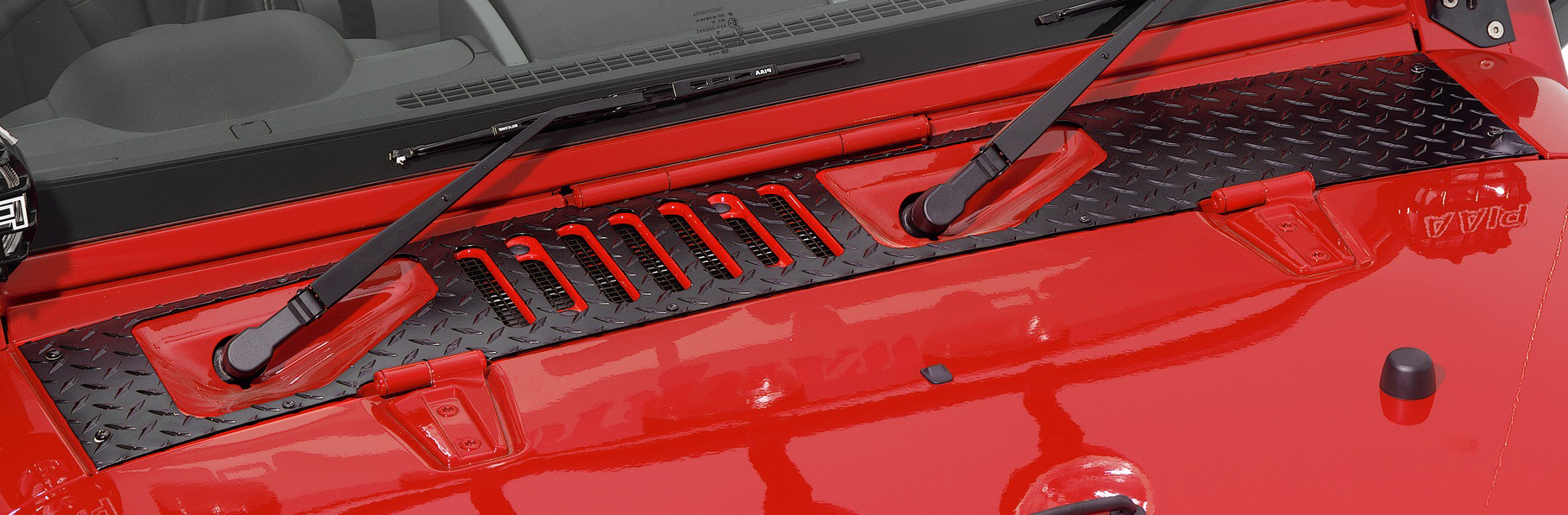 Jeep JK/JKU Center Cowling Cover (Right Hand Drive)